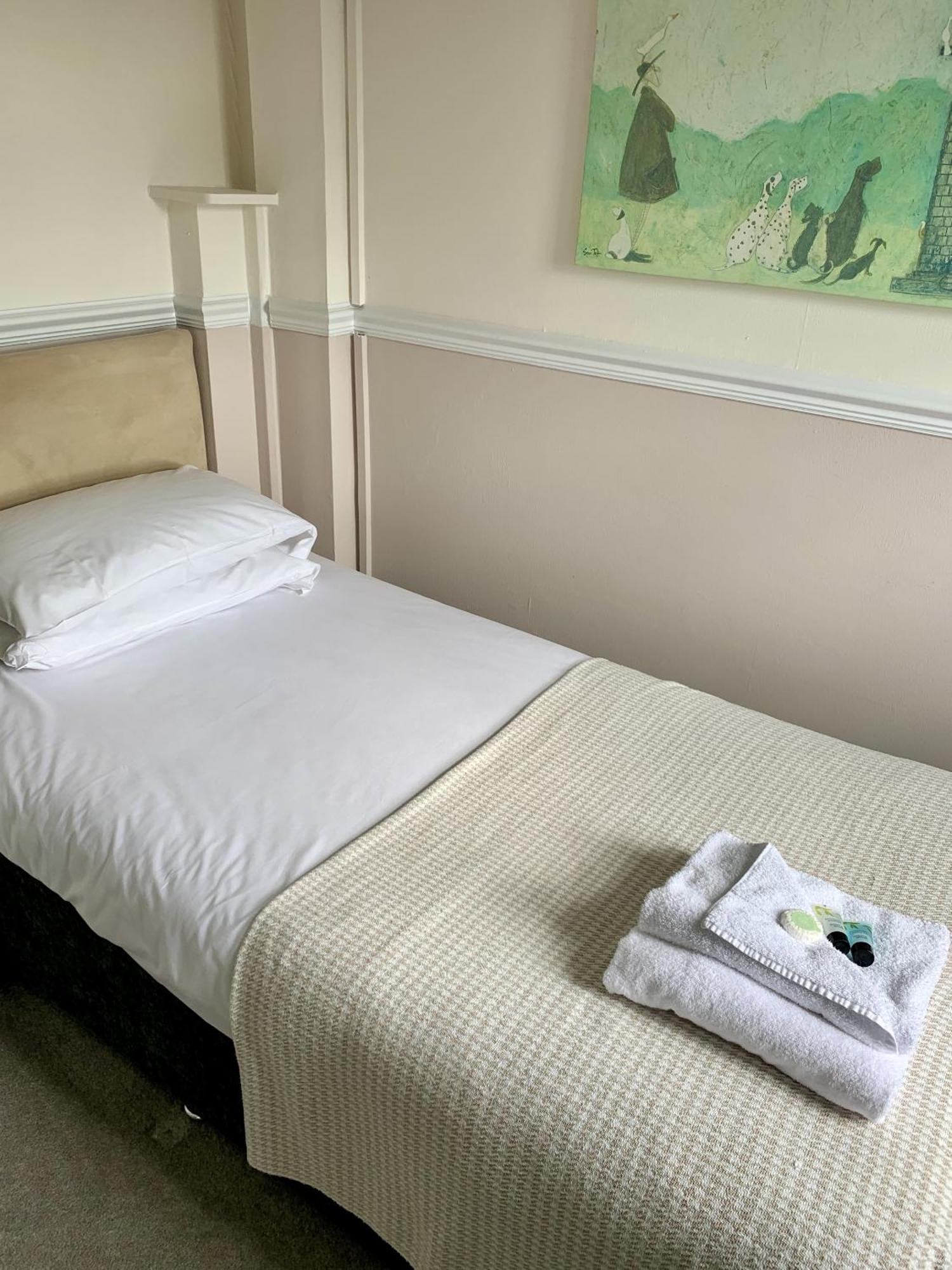 Seaclyffe Hotel Ltd Llandudno Esterno foto